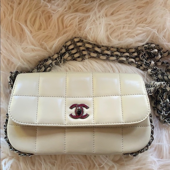 CHANEL ROCK AND CHAIN FLAP BAG. Firm price ! - Picture 10 of 10